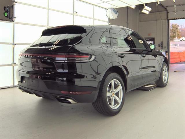 2021 porsche macan base