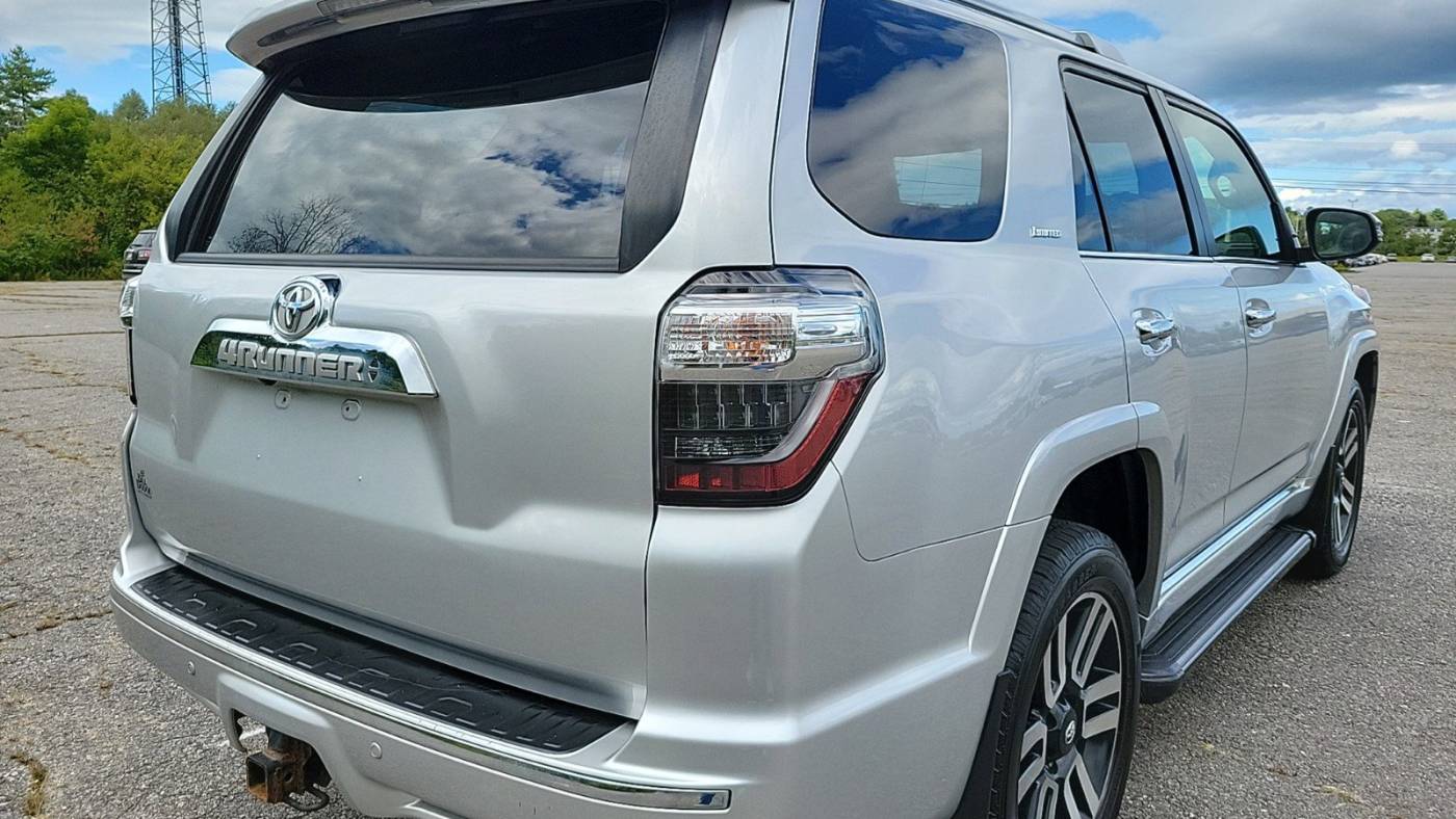2019 toyota 4runner sr5