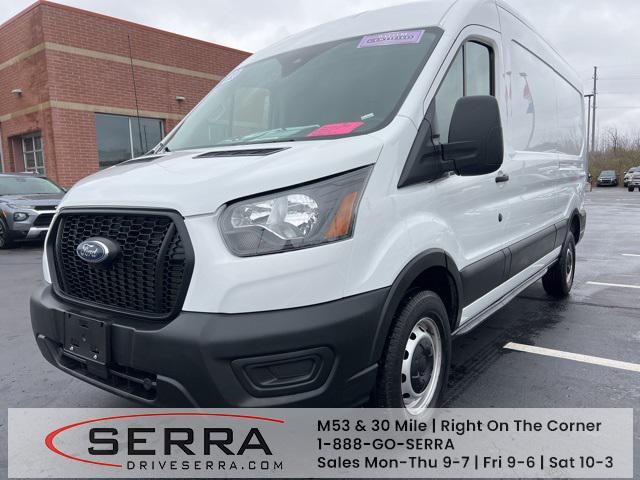 2023 ford transit-250 base