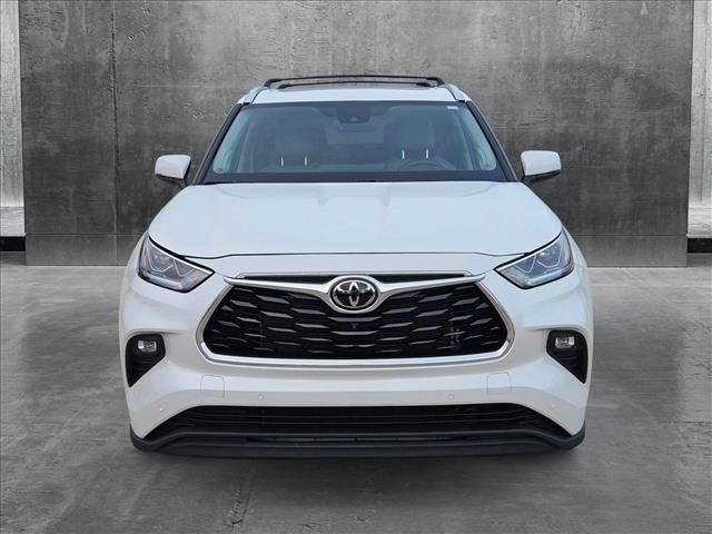2022 toyota highlander limited