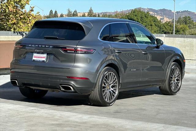 2022 porsche cayenne