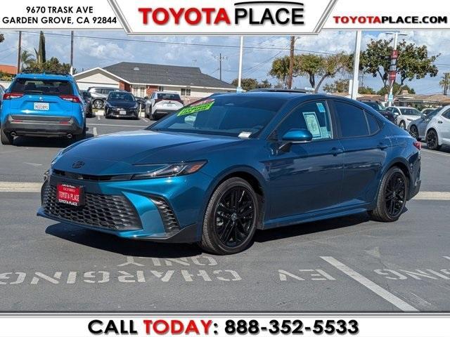 2025 toyota camry se