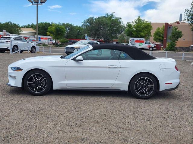 2023 ford mustang ecoboost premium