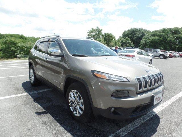 used 2017 jeep cherokee 4wd latitude hagerstown, md 21740 for sale in hagerstown, maryland