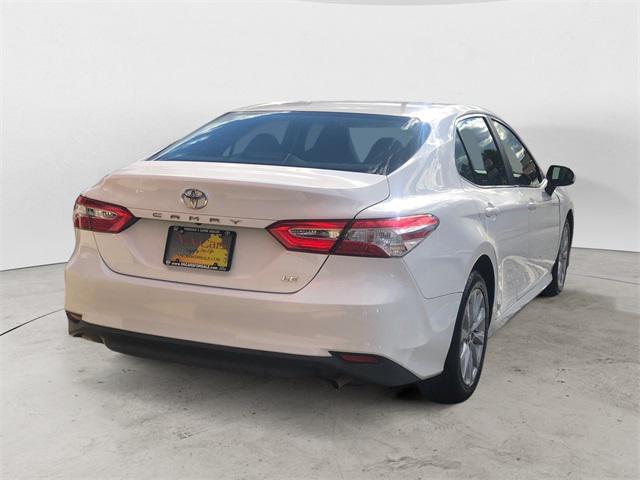2018 toyota camry le