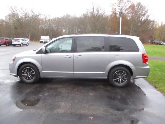 2019 dodge grand caravan gt