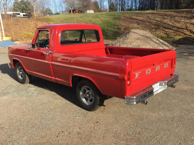 1970 ford f100 pick up, short bed fleetside, 2wd 302v8 3spd standard