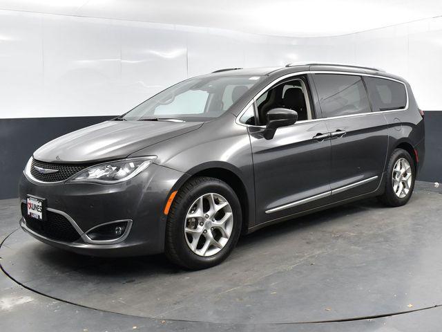 2019 chrysler pacifica touring-l plus