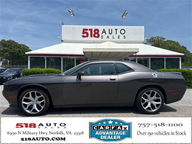 2015 dodge challenger sxt plus