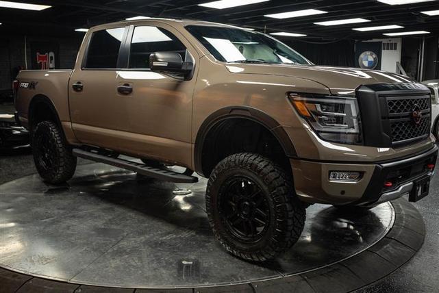 2023 nissan titan pro-4x