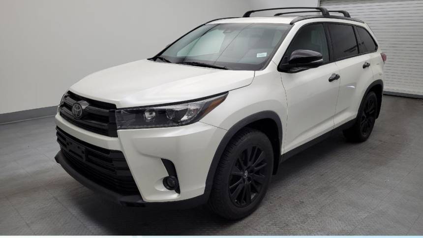 2019 toyota highlander se