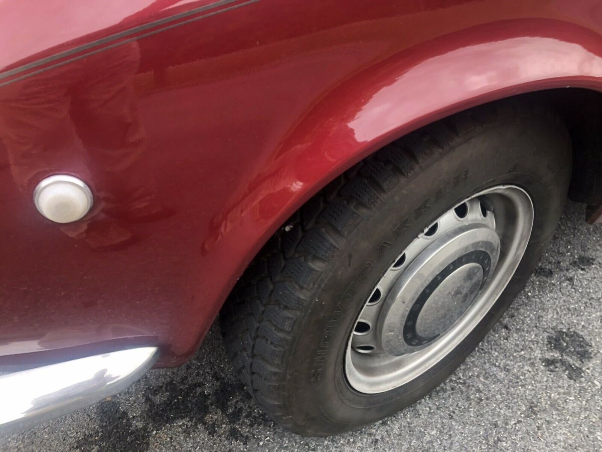 1969 alfa romeo berlina sedan red rwd manual
