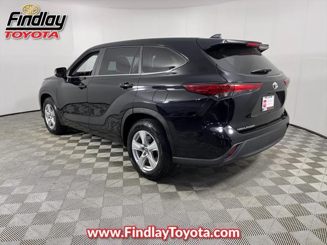 2023 toyota highlander le