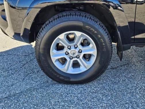 2022 toyota 4runner sr5 in clementwood, vermont
