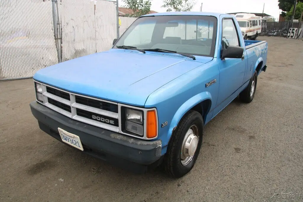 1990 dodge dakota efi pickup truck aromatic 6 cylinder no reserve!