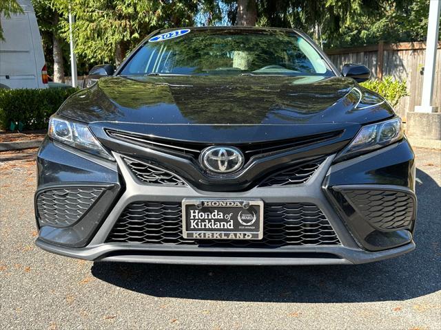 2021 toyota camry se