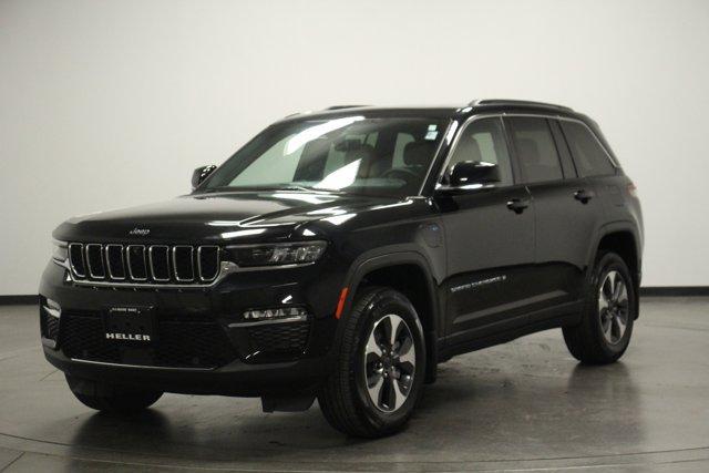 2022 jeep grand cherokee 4xe base