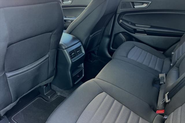 2024 ford edge se