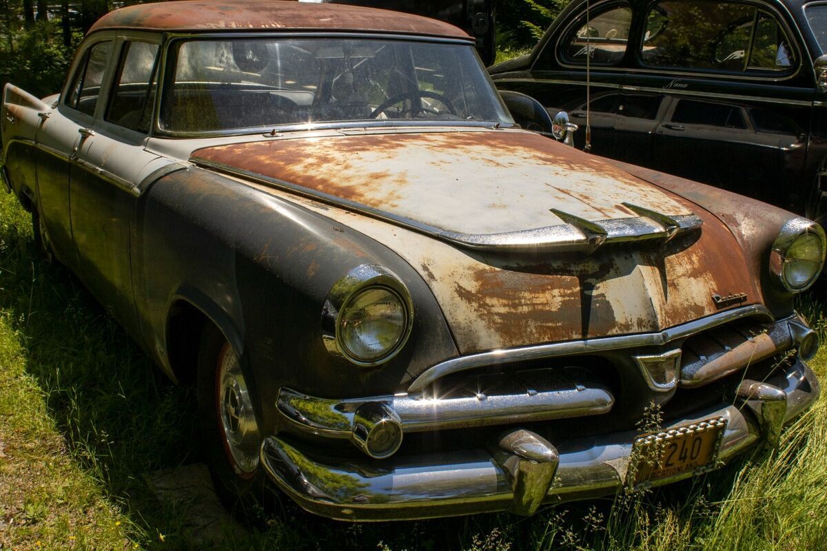 1956 dodge coronet, 4dr sedan, with pushbutton automatic. car runs and drives