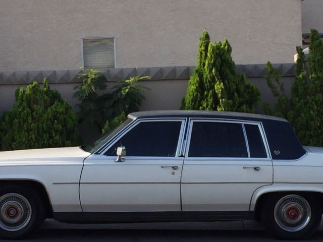 1980 cadillac fleetwood brougham sedan