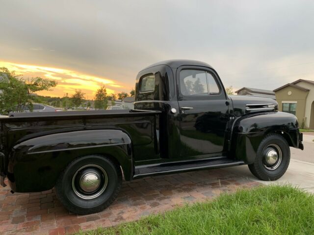 1949 f-1 flathead v-8 three speed pick-up black-on-black