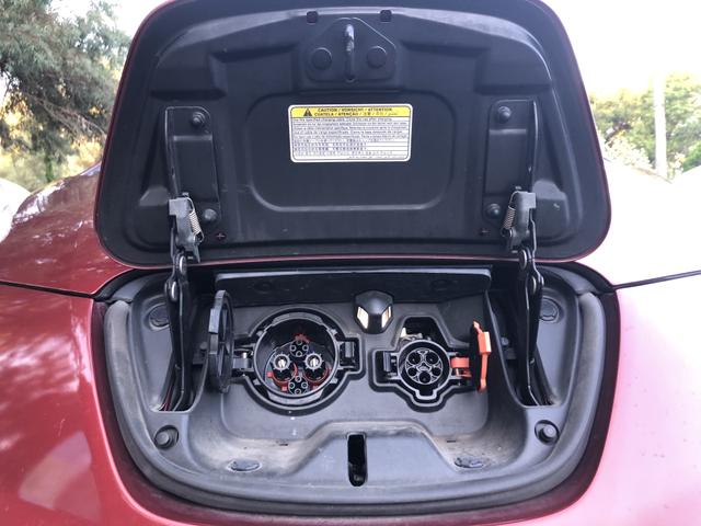 2014 nissan leaf s