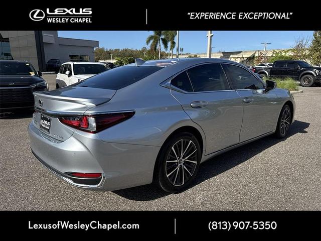2023 lexus es 300h 300h
