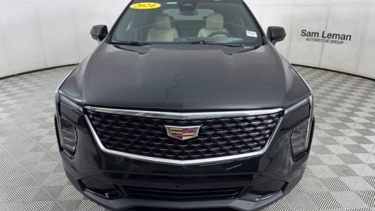2024 cadillac xt4 premium luxury