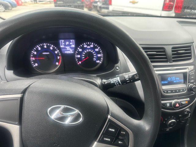 2016 hyundai accent se