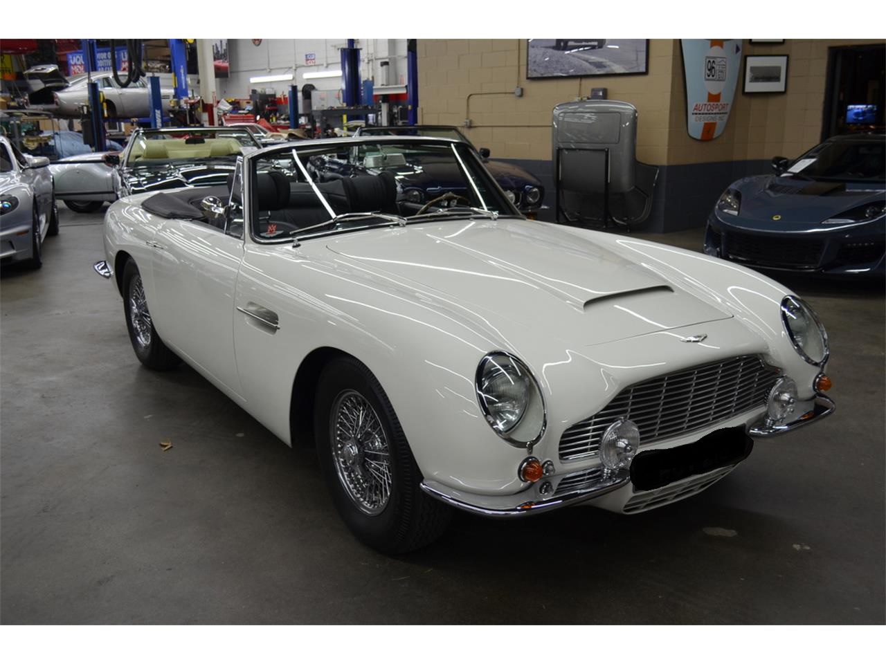 1969 aston martin db6