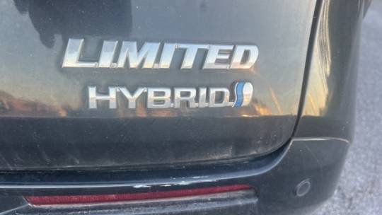 2021 toyota sienna limited 7-passenger