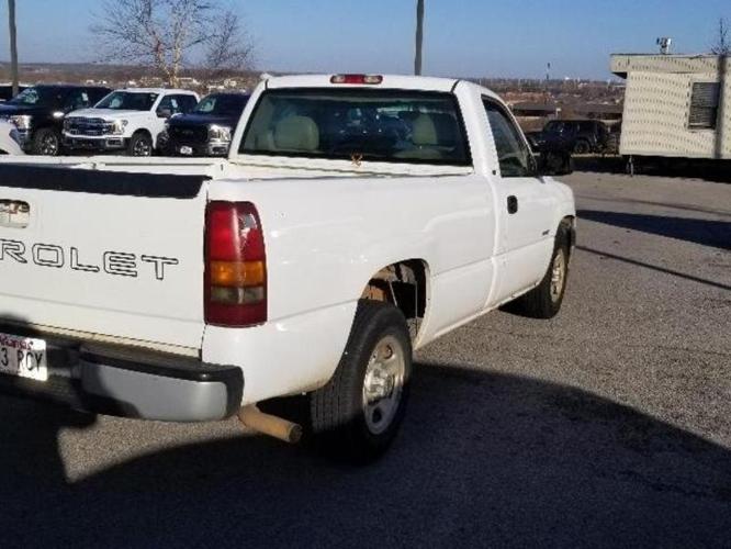 2001 chevrolet silverado 1500 base 2dr standard cab 2wd lb for sale in fayetteville, arkansas