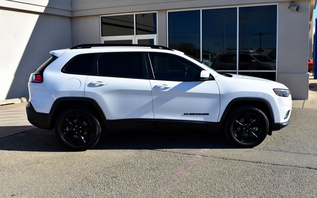 2020 jeep cherokee altitude