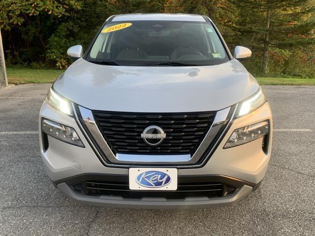 2022 nissan rogue sv
