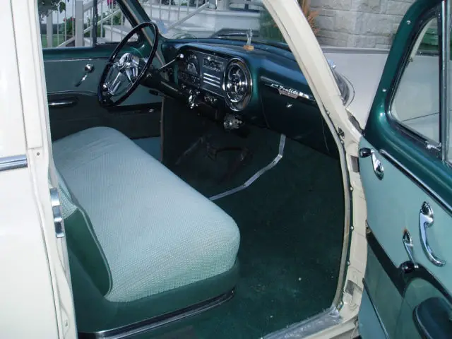 1953 pontiac cheiftain 4 doors