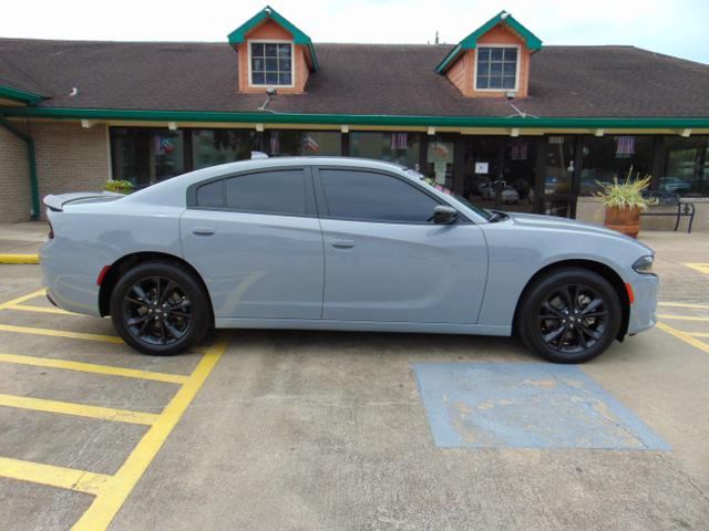 2021 dodge charger sxt