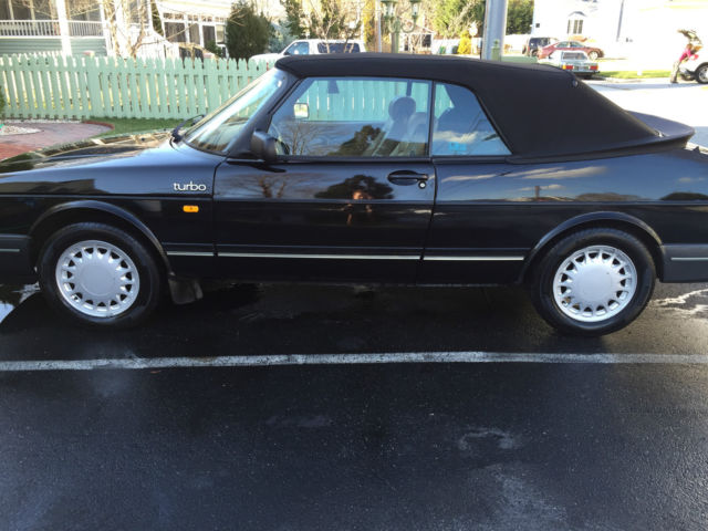 1989 saab 900 turbo convertible 2-door 2.0l mint black