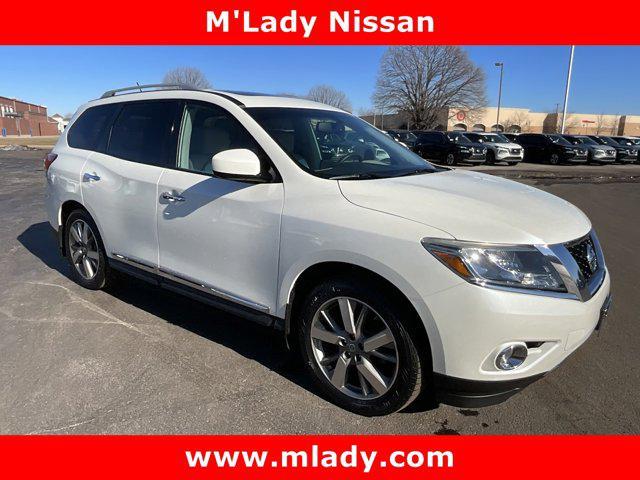 2016 nissan pathfinder platinum