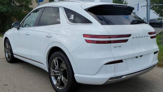 2024 Genesis GV70
