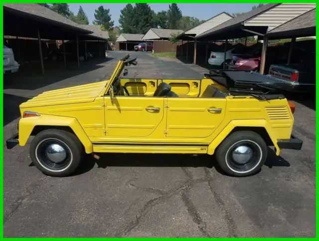1973 volkswagen manual rwd convertible, 10,000 original miles, new top, no rust