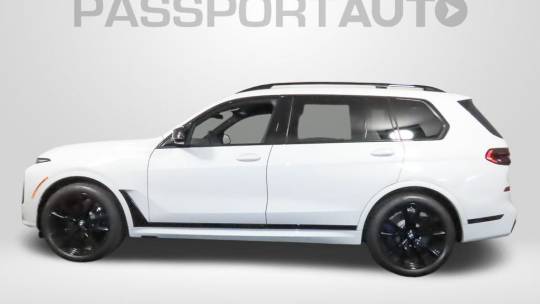 2025 BMW X7