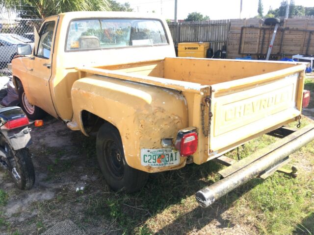 1982 chevrolet c-10 stepside pickup c10 chevy step side hot rod truck