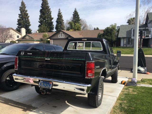 1984 dodge ram w150 prospector 4x4 edition