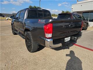 2016 Toyota Tacoma trd sport