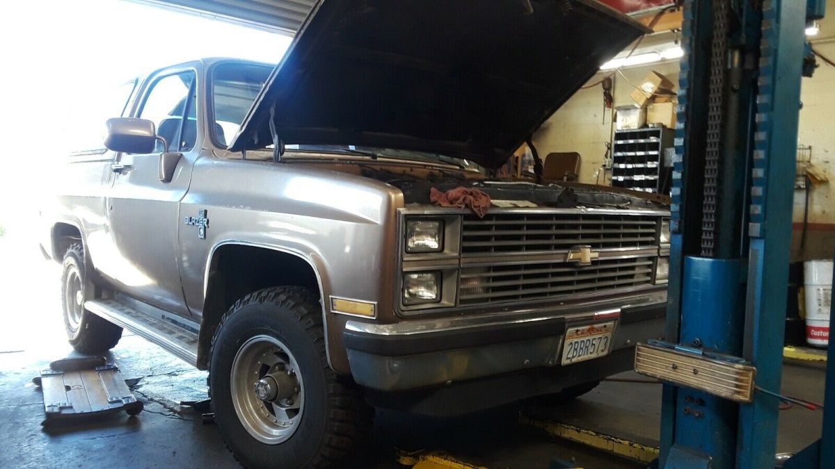 1984 chevrolet k5 blazer suv brown 4wd automatic k10