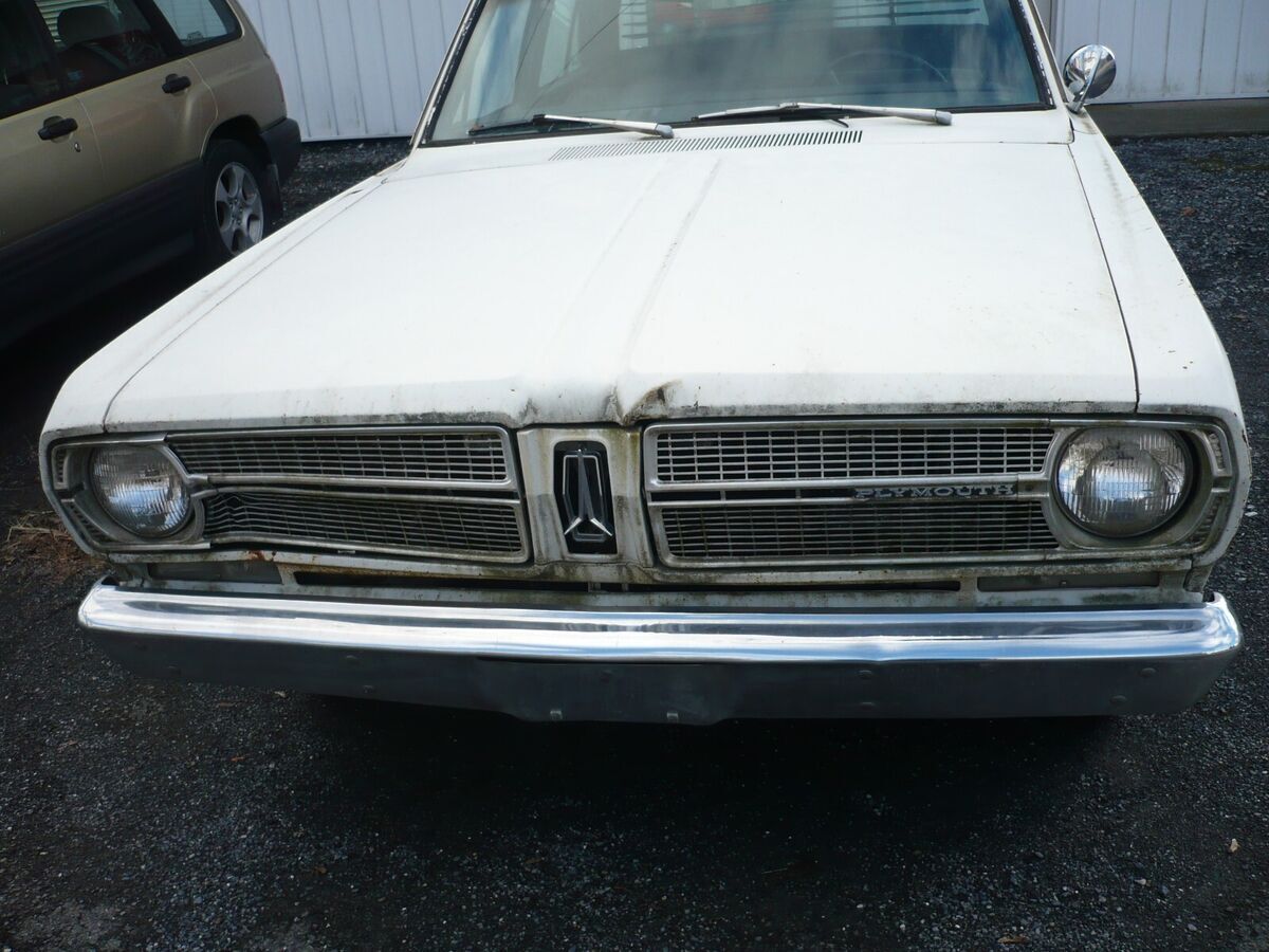 1967 plymouth valiant 100 four door 225 six automatic