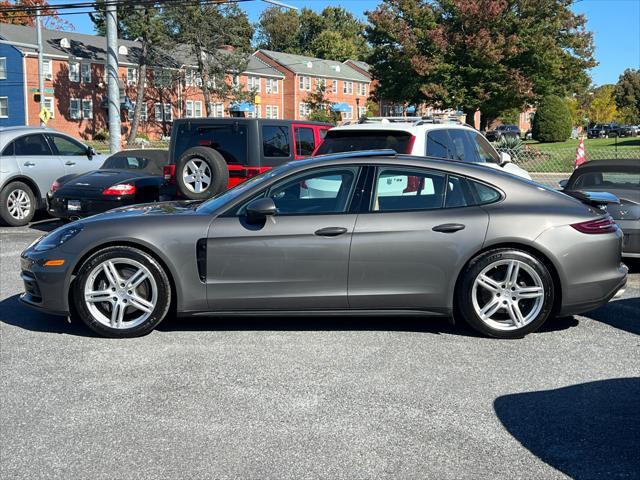 2018 porsche panamera base