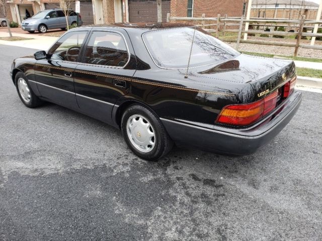 1993 used 4l v8 32v automatic fwd sedan moonroof premium, clean carfax & title!