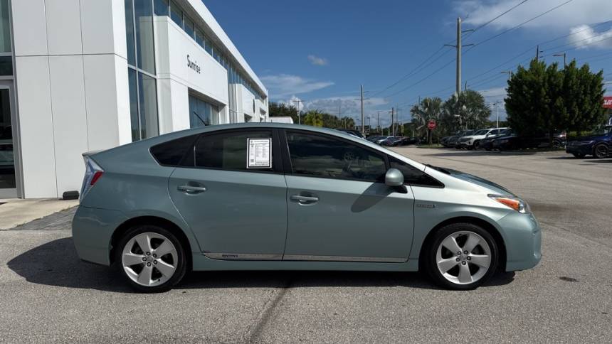 2015 toyota prius five