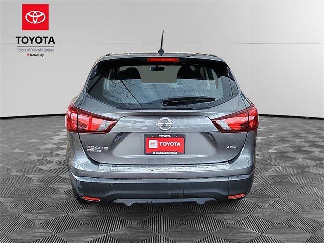 2018 nissan rogue sport s